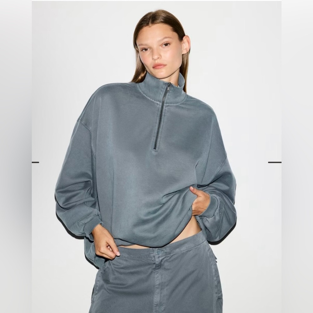 Skims Large Grey Boyfriend Fleece Slouchy Half Zip Pullover. 👽⚡️